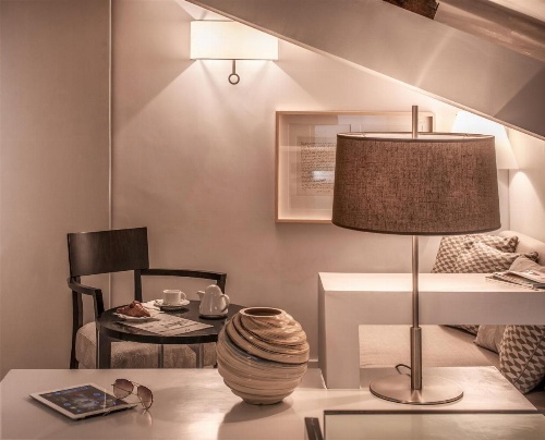 47LuxurySuites - Trevi image 15