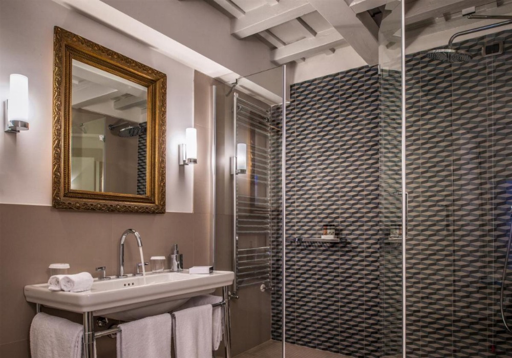 47LuxurySuites - Trevi